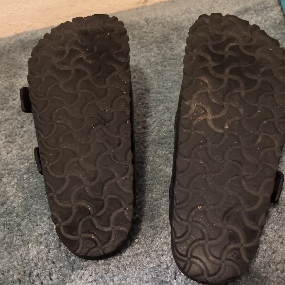 ❤️Birkenstock Black Waterproof Plastic Double Strap Sandals - Picture 3 of 5